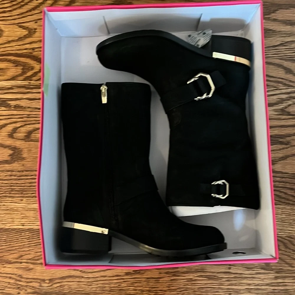 Vince Camuto Black and Gold Winter Boots with Textured Fabric and Side Zipper